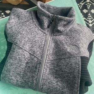 The North Face -NWOT- M lightweight jacket